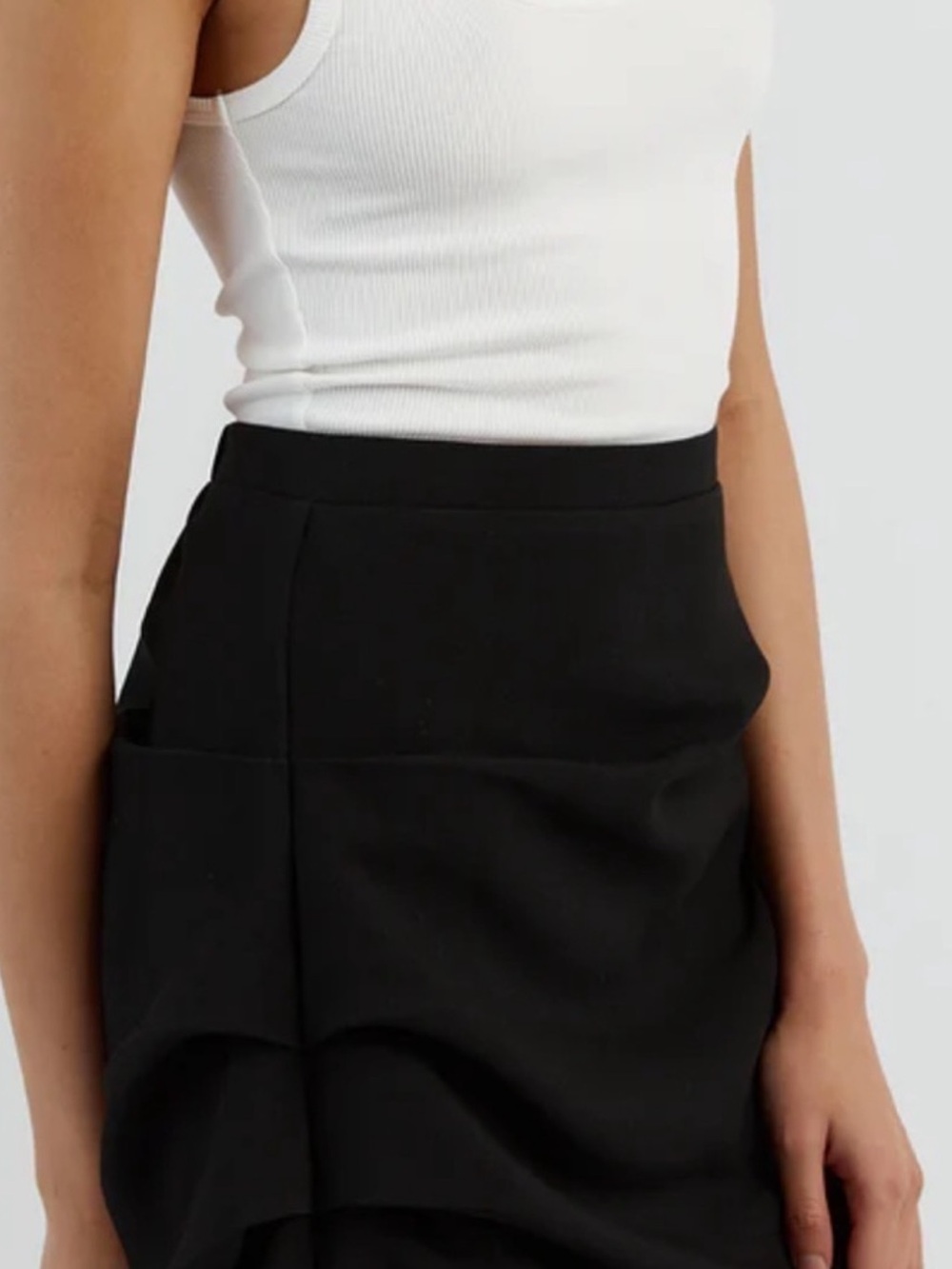 DISSH Black Rouched Maxi skirt US 6 - Picture 3 of 5